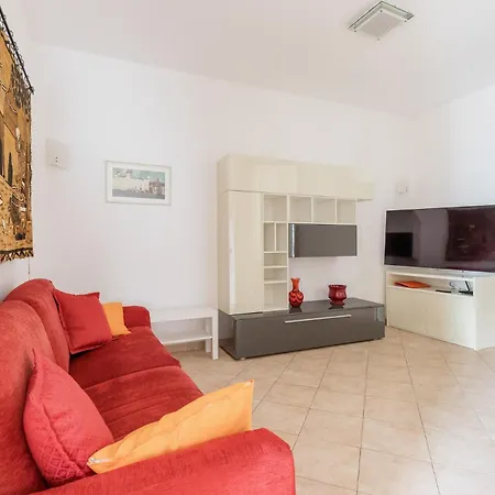 Casa Mario, 莱万托