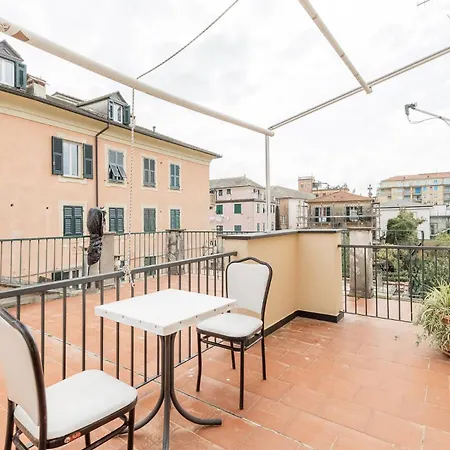 Casa Mario, 莱万托